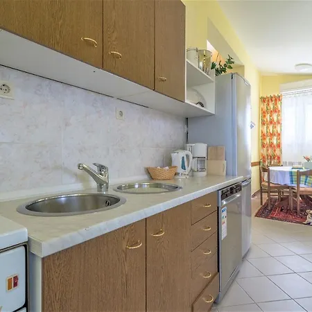 2000 Sqm Fully Fenced Estate, House Nika *