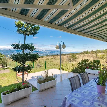 2000 Sqm Fully Fenced Estate, House Nika * Posedarje